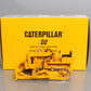 Spec Cast 782 1:16 Caterpillar D2 Track-Type Trailer W/ Tool Bar Blade LN/Box