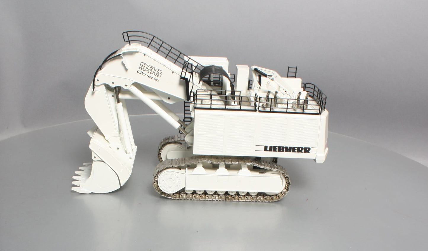 Conrad 2811 1:50 Scale Diecast Liebherr Hydraulic Excavator R996 Litronic