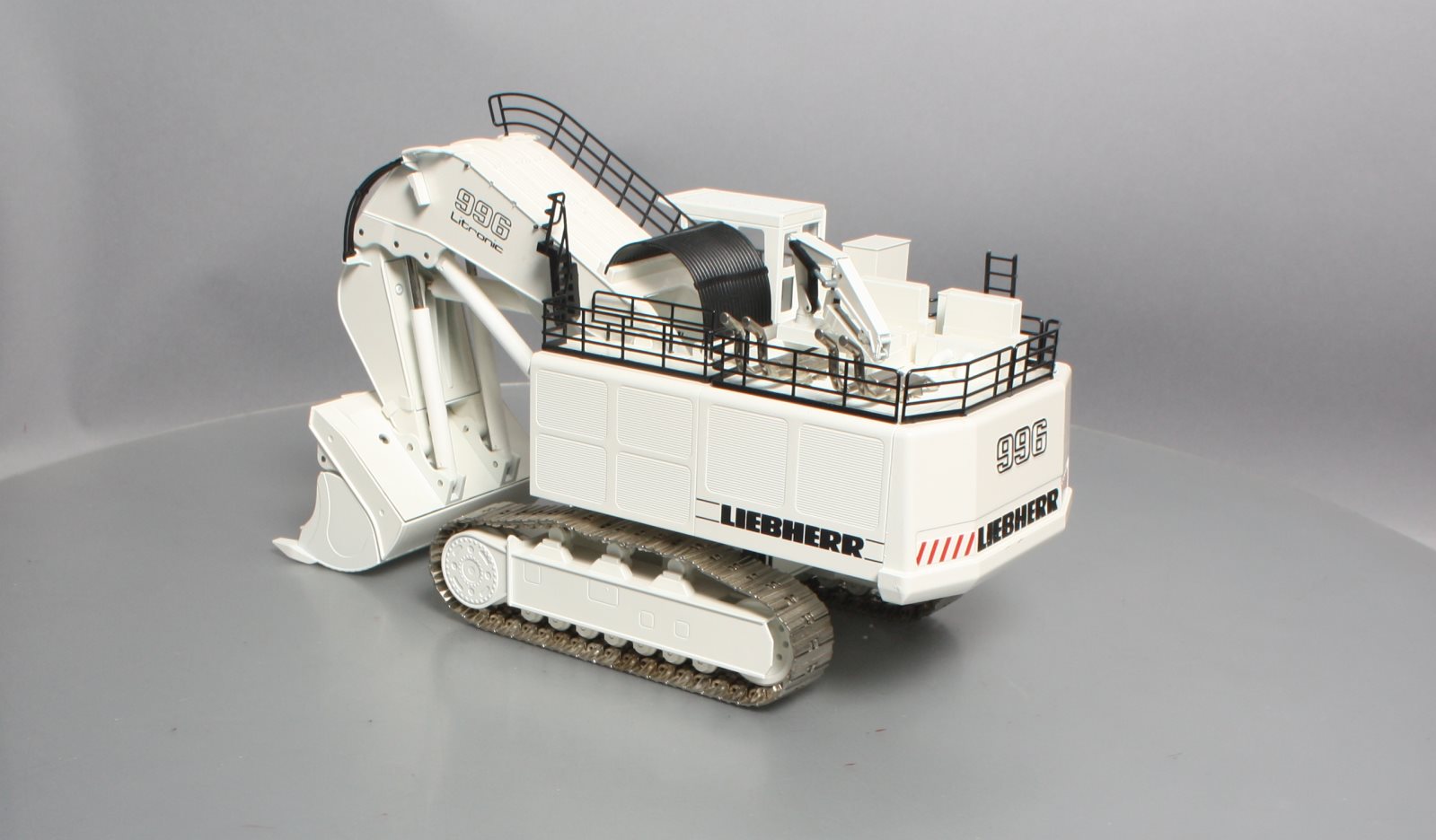 Conrad 2811 1:50 Scale Diecast Liebherr Hydraulic Excavator R996 Litronic