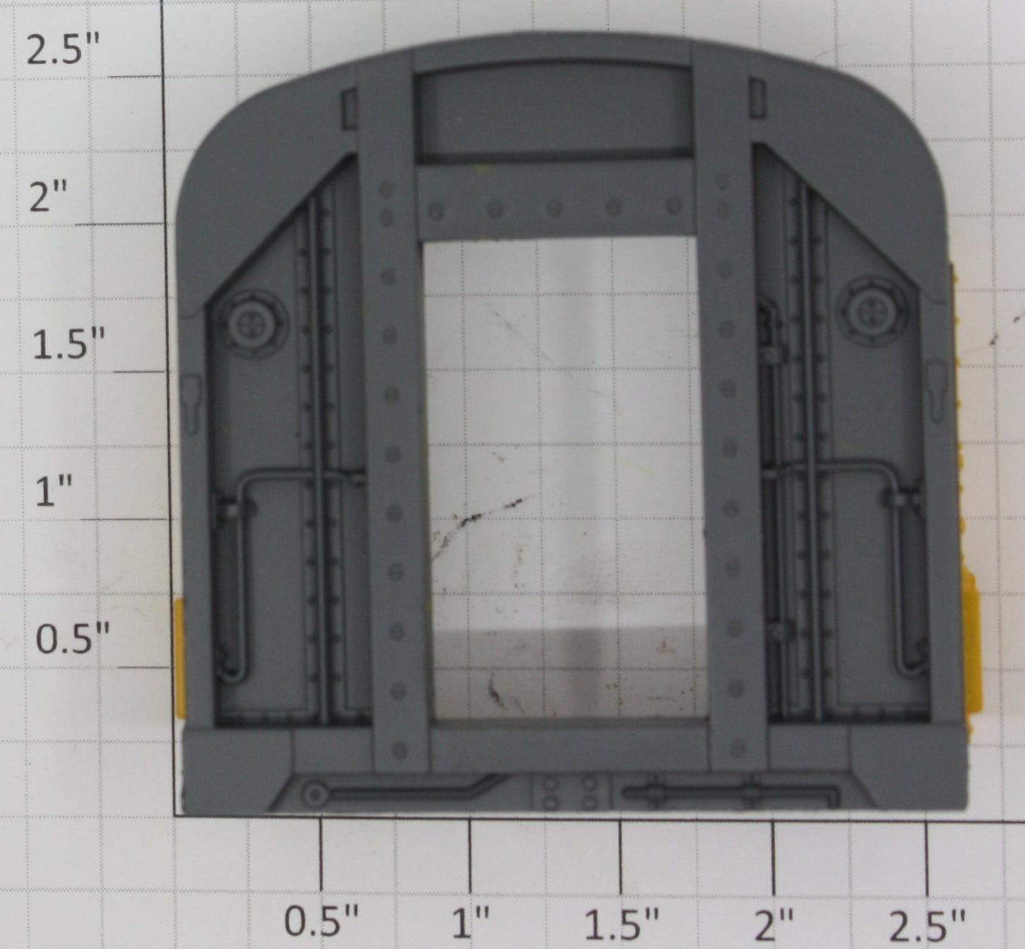 Lionel 2532-42 Dark Gray Vestibule End w/ Yellow Doors w/o Inner Door