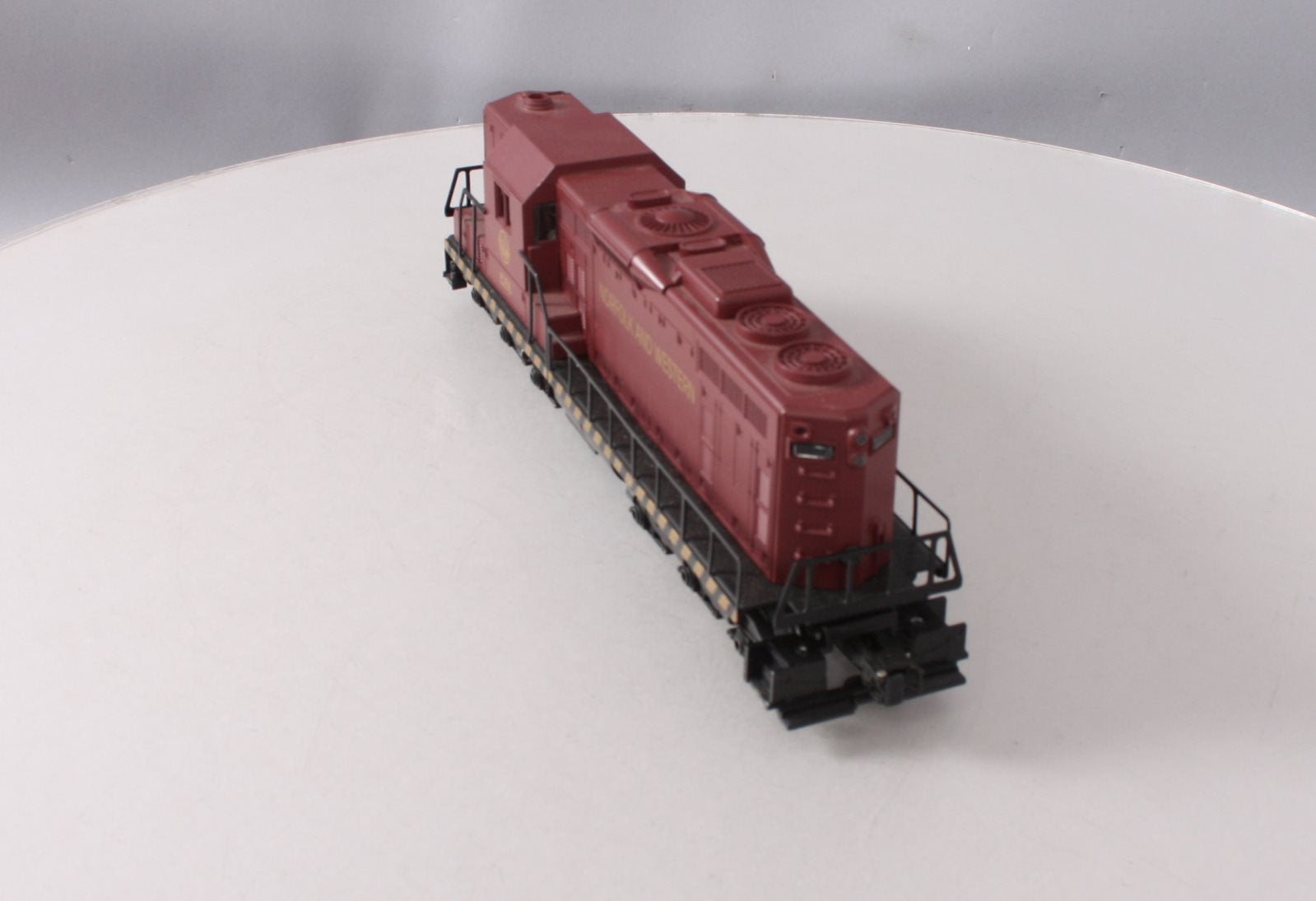 Lionel 6-8266 O Gauge Norfolk & Western SD-24 Diesel Locomotive #8266 EX/Box