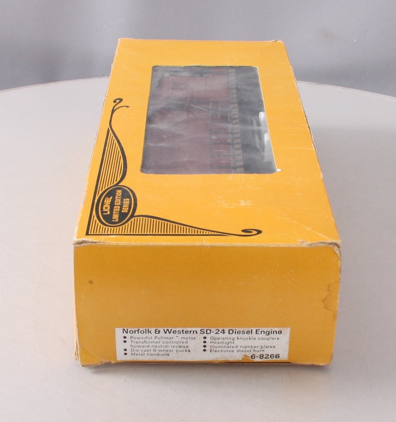Lionel 6-8266 O Gauge Norfolk & Western SD-24 Diesel Locomotive #8266 EX/Box