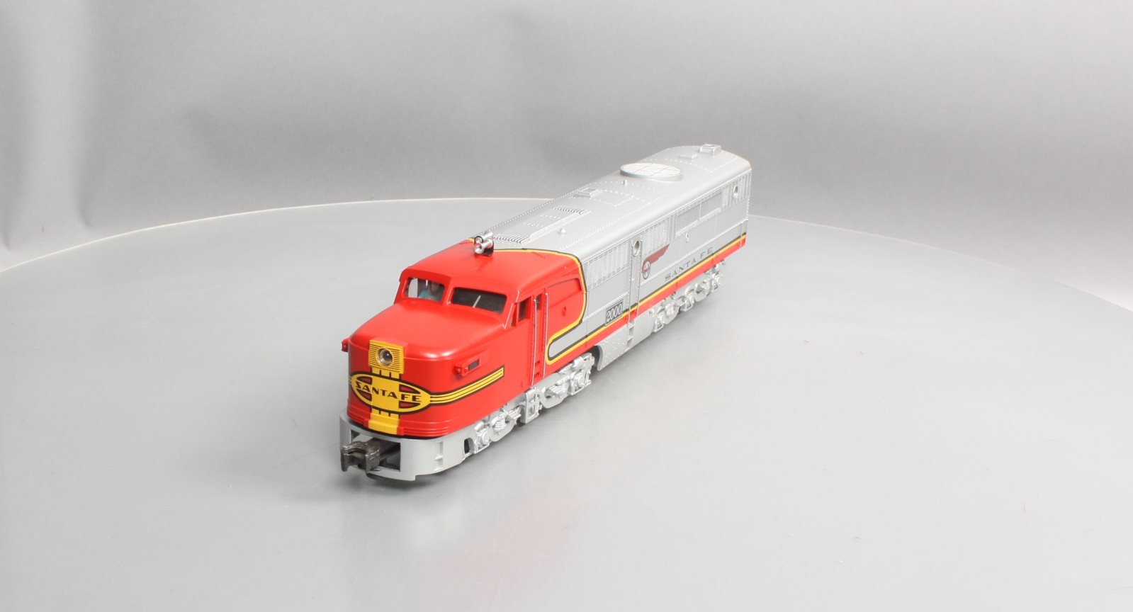 Lionel 6-18952 O Gauge ATSF Alco PA-1 Powered Diesel Locomotive #2000 NIB