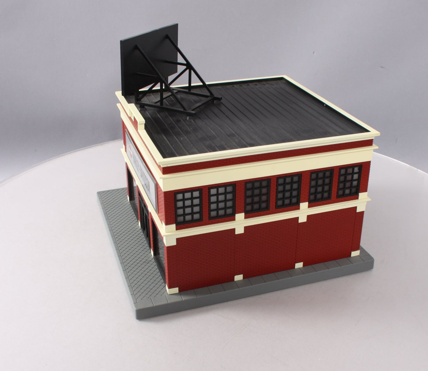 MTH 30-90111 O Gauge Harley Davidson Motorcycle Shop LN/Box