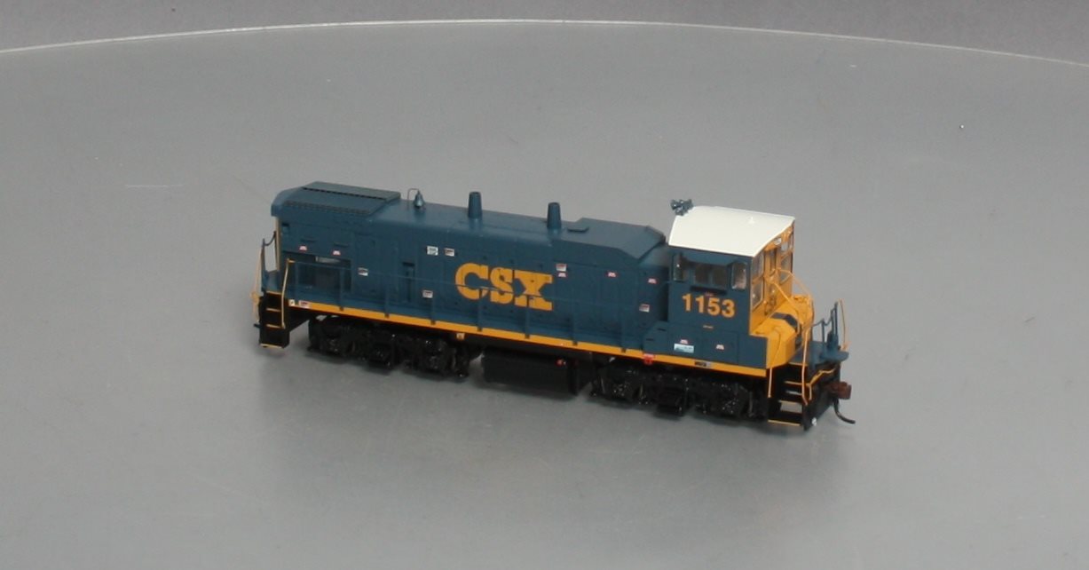 Athearn G66098 HO Scale CSX MP-15-AC Diesel Locomotive #1153