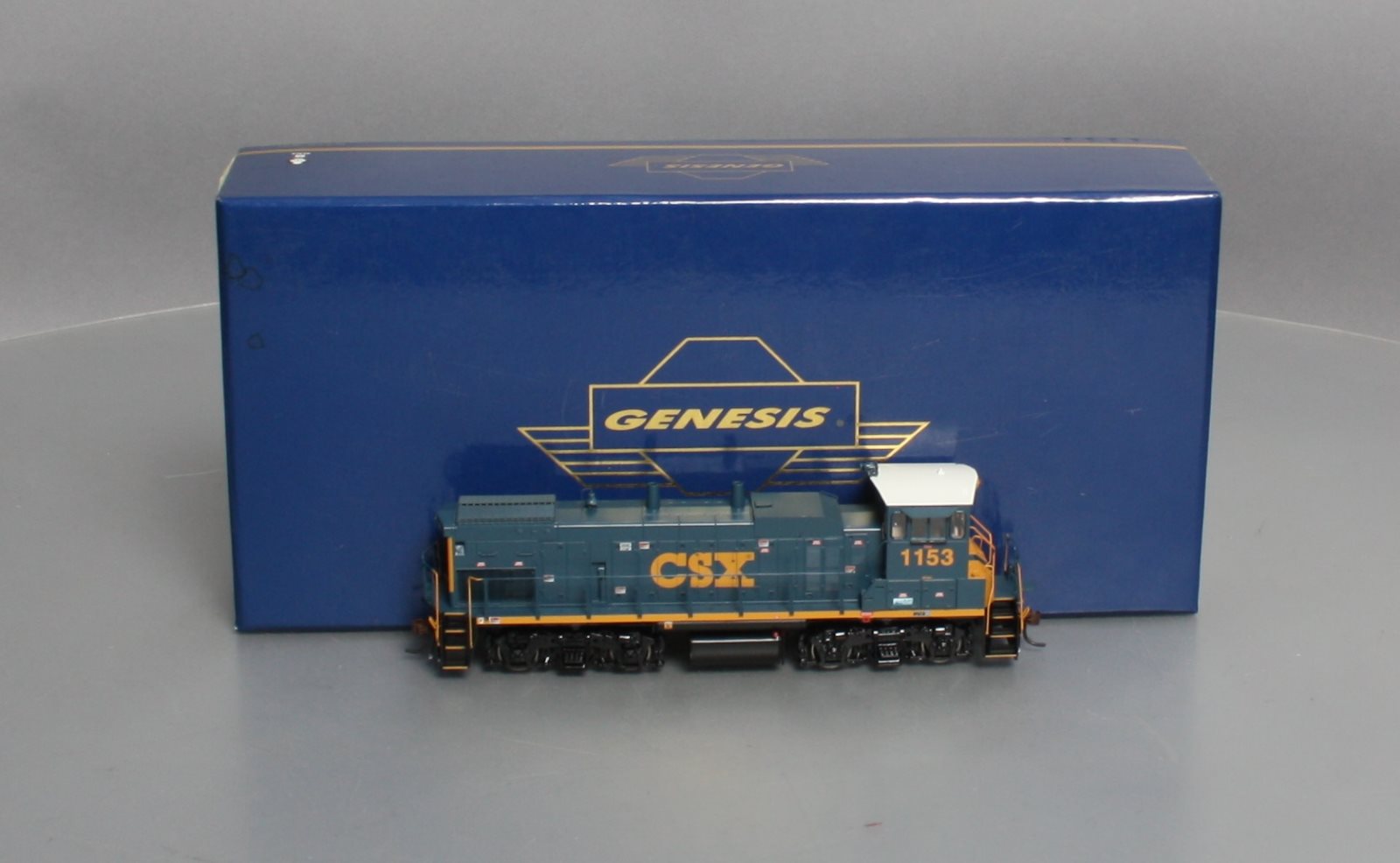 Athearn G66098 HO Scale CSX MP-15-AC Diesel Locomotive #1153