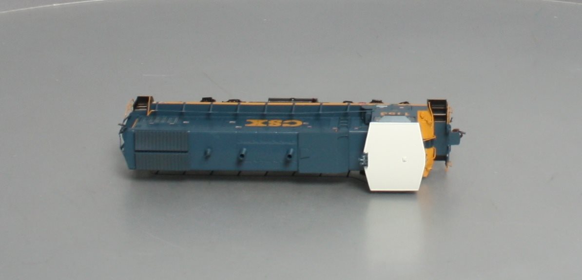 Athearn G66098 HO Scale CSX MP-15-AC Diesel Locomotive #1153