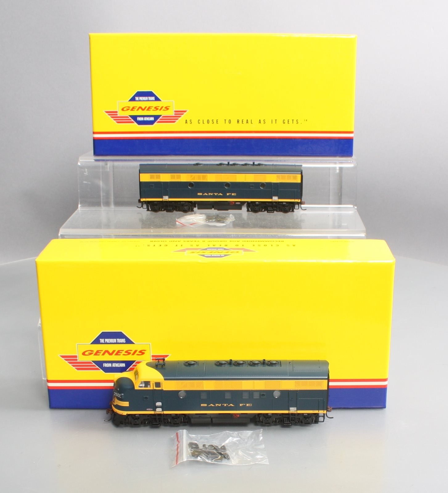 Athearn G22024 HO Scale Santa Fe F-7A/F7-B Diesel Locomotive Set Freight LN/Box