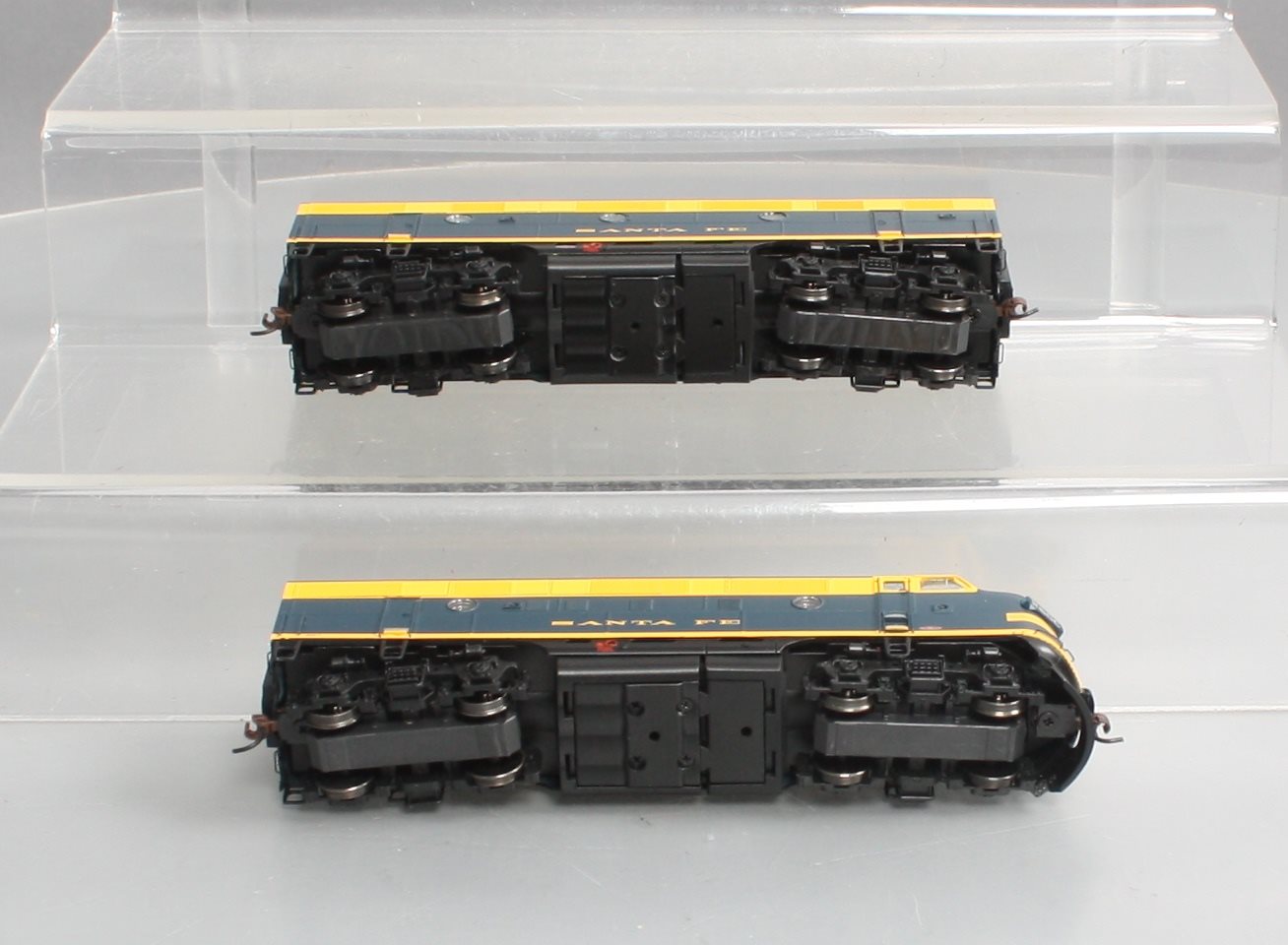 Athearn G22024 HO Scale Santa Fe F-7A/F7-B Diesel Locomotive Set Freight LN/Box