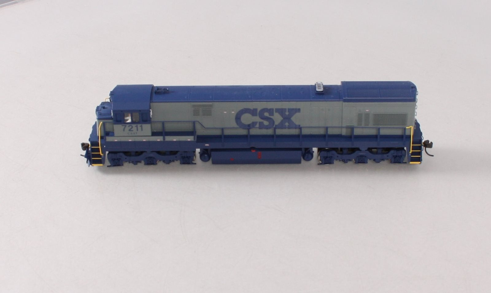 Atlas 7307 HO Scale CSX GE U30C Diesel Locomotive #7211 LN/Box