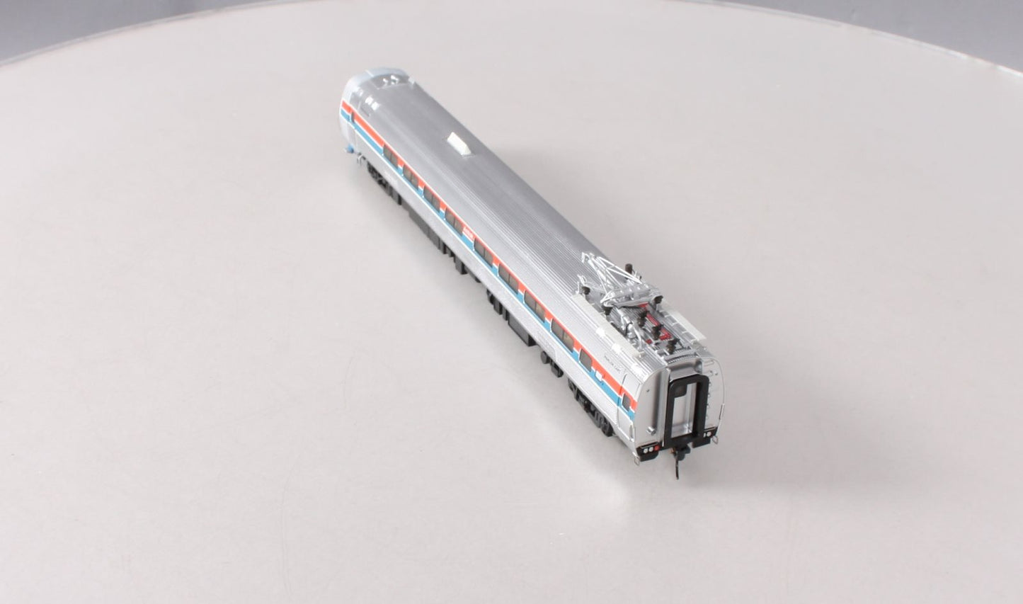 Walthers 920-13822 HO Amtrak Budd Metroliner Electric Multiple Unit Parlor Car