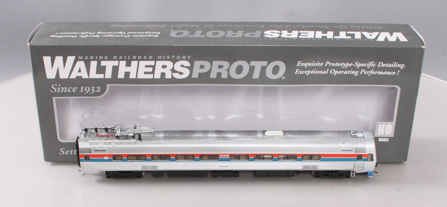 Walthers 920-13822 HO Amtrak Budd Metroliner Electric Multiple Unit Parlor Car