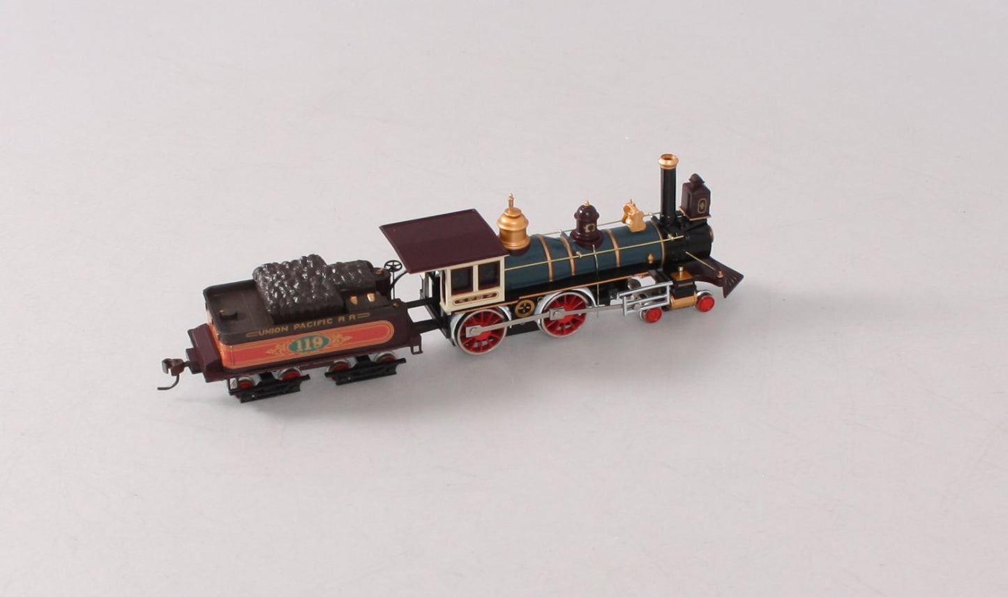Bachmann 51101 HO Union Pacific 4-4-0 American Steam Locomotive & Tender #119