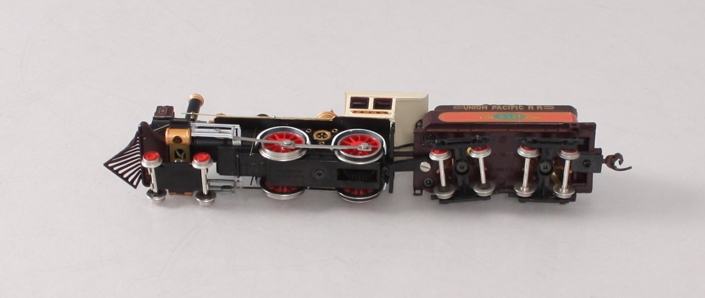 Bachmann 51101 HO Union Pacific 4-4-0 American Steam Locomotive & Tender #119