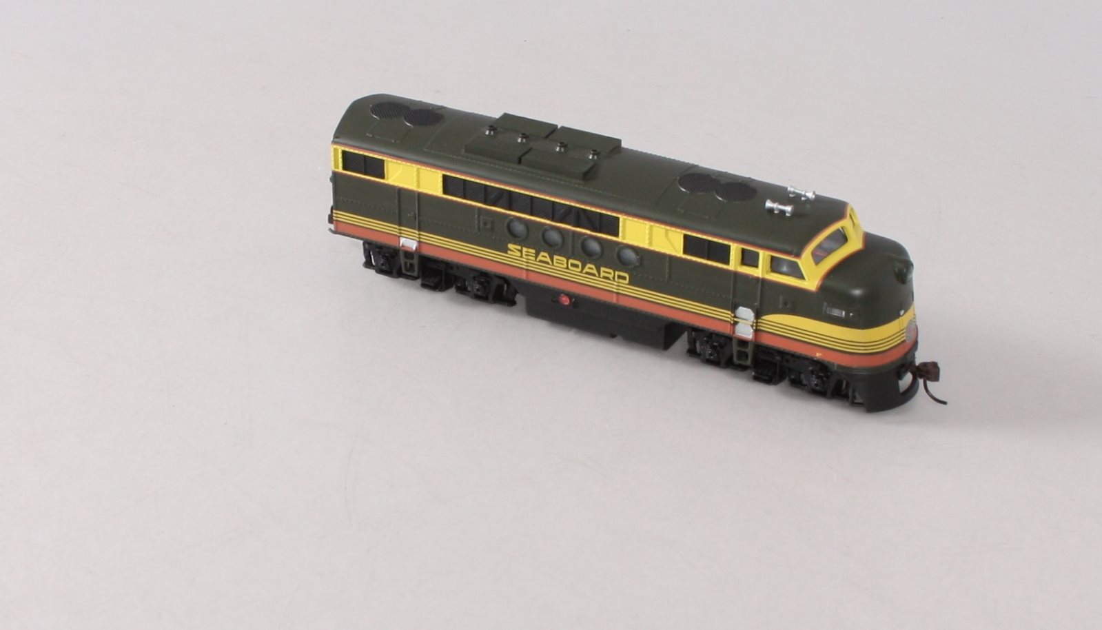Bachmann 11705 HO Seaboard Air Line EMD FT-A Unit Diesel Locomotive