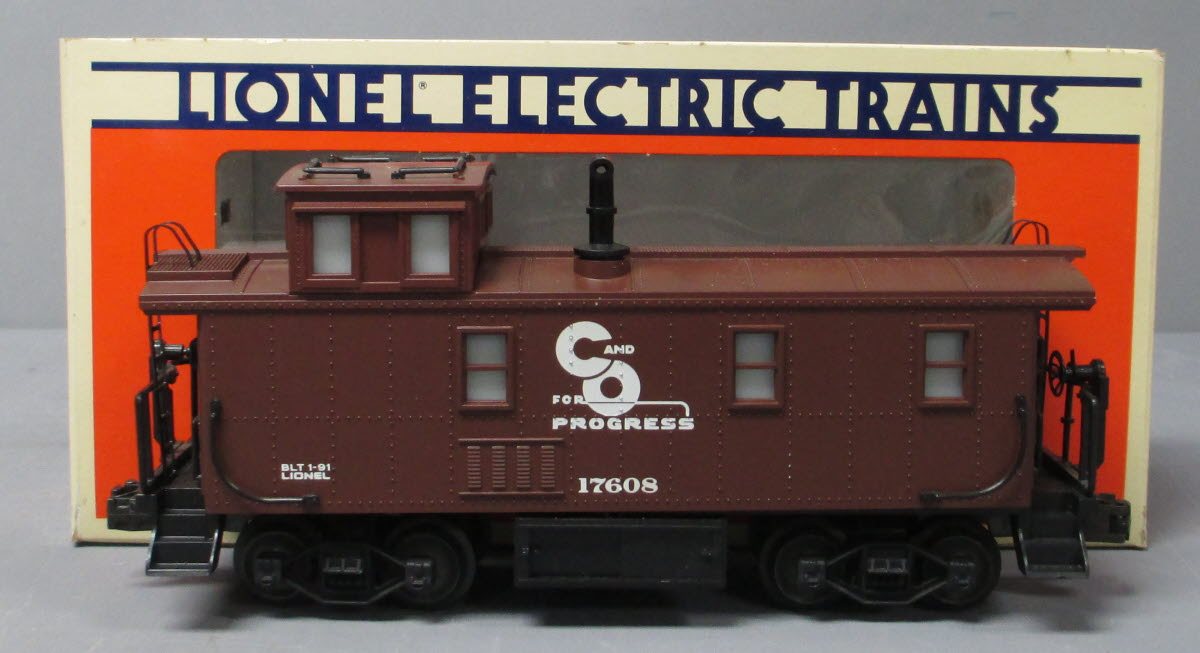Lionel 6-17608 O Gauge Chessie Steelside Square Window Caboose #17608 w/ Smoke EX/Box