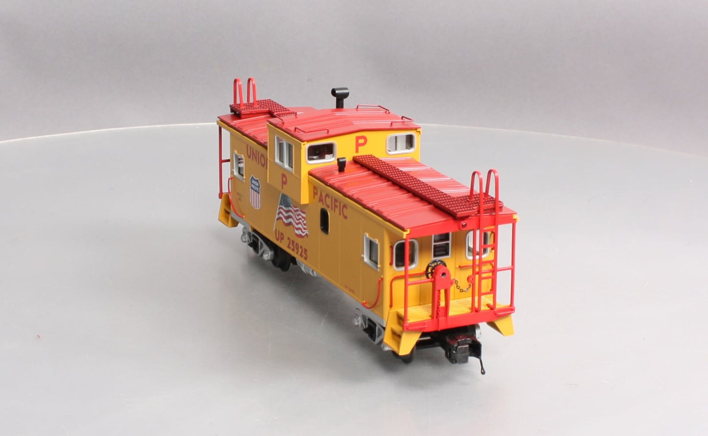 MTH 20-91681 O Union Pacific Premier Extended Vision Caboose #25920