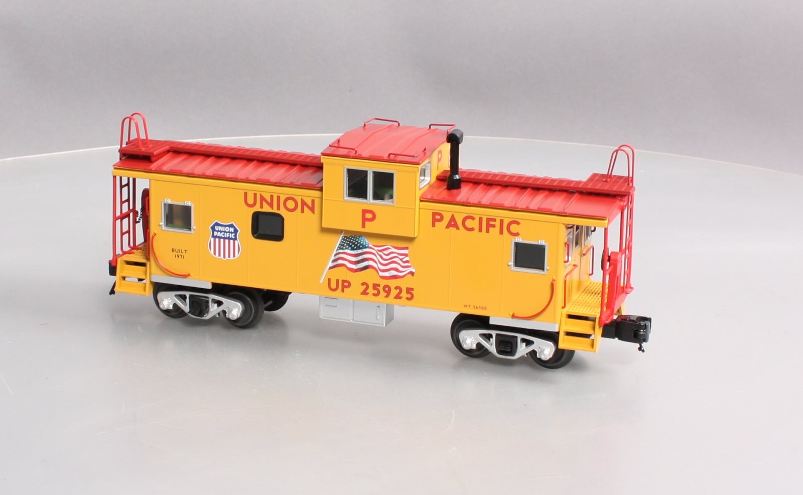 MTH 20-91681 O Union Pacific Premier Extended Vision Caboose #25920