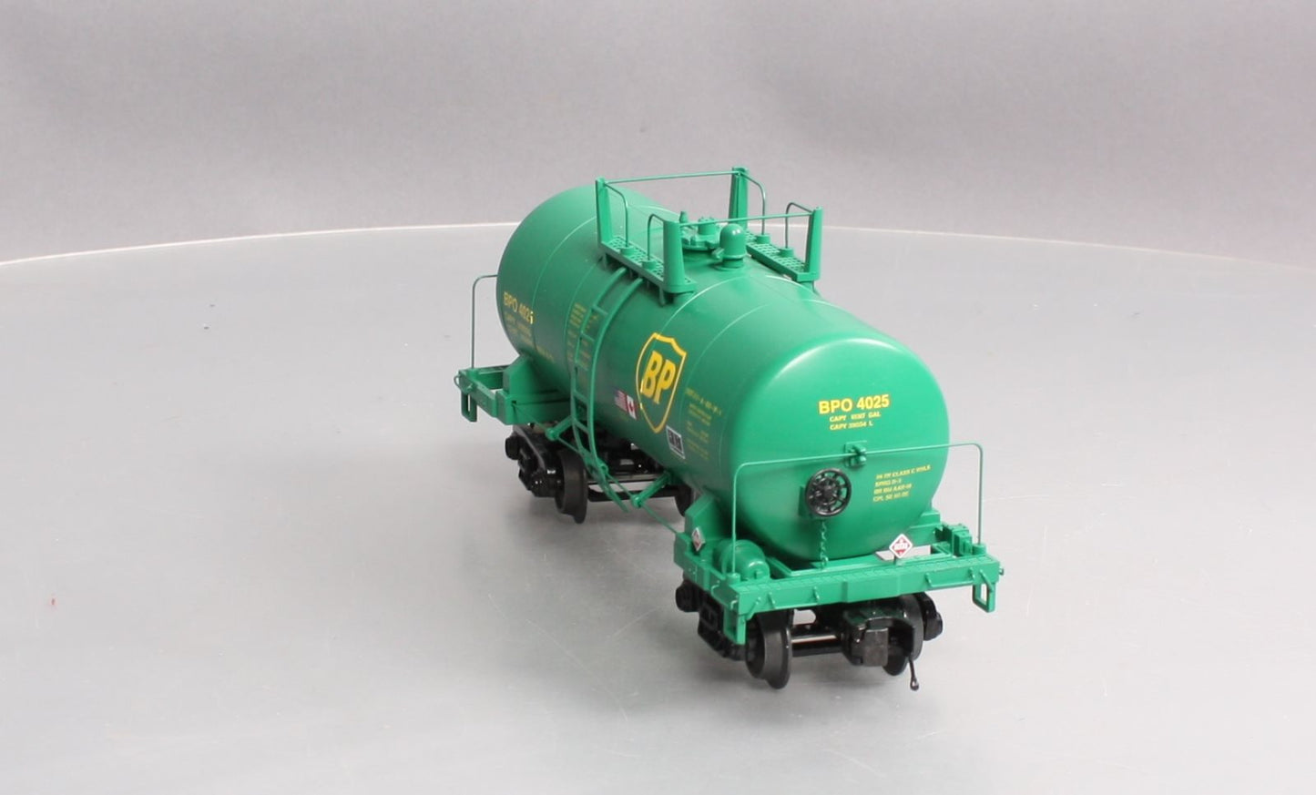 MTH 20-96751 O Gauge BP 8,000 Gallon Tank Car #4025 LN/Box