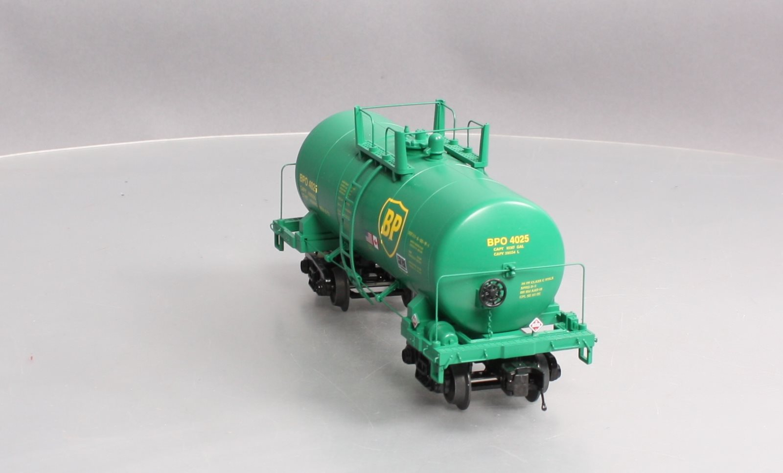 MTH 20-96751 O Gauge BP 8,000 Gallon Tank Car #4025 LN/Box