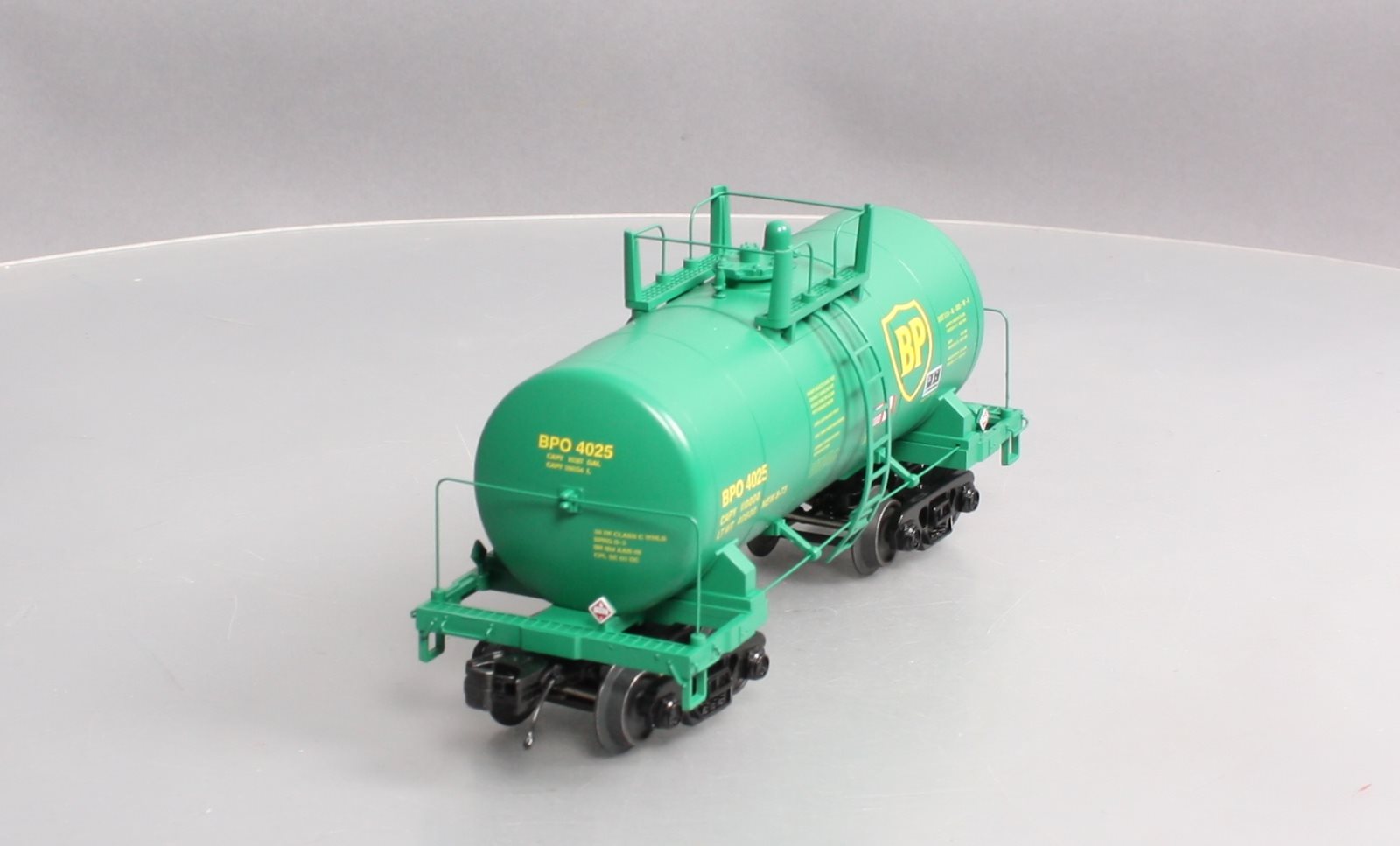 MTH 20-96751 O Gauge BP 8,000 Gallon Tank Car #4025 LN/Box