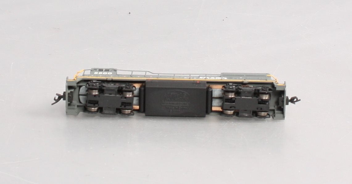 Atlas 40000304 N Seaboard B30-7 Diesel Locomotive #5500