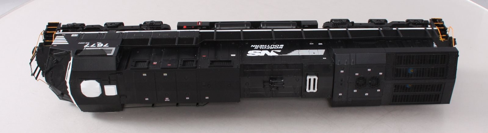 MTH 20-20917-1 Norfolk Southern ES44DC Diesel Engine with Proto-Sound 3.0 #7677