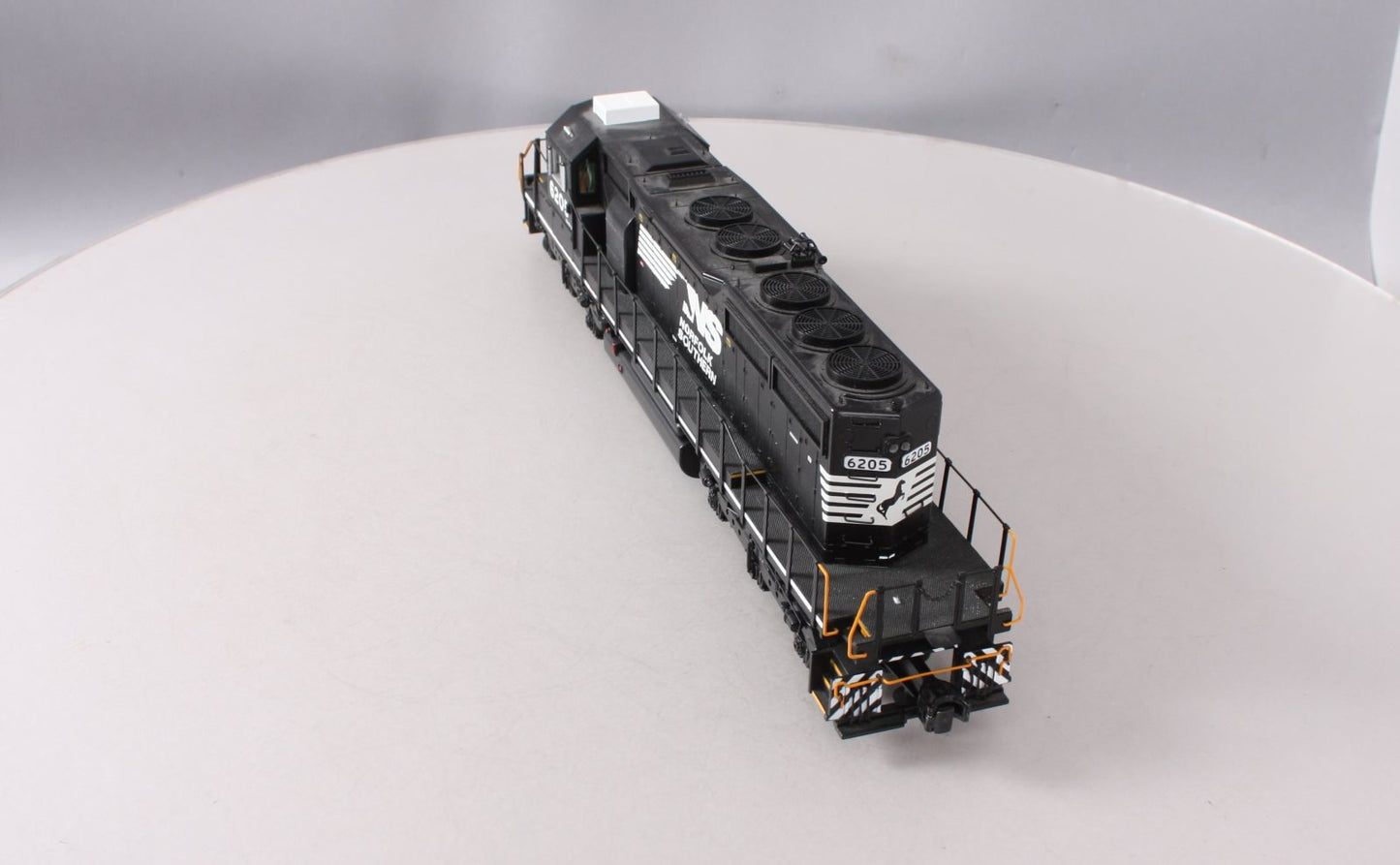 MTH 20-20149-3 Norfolk Southern SD40-2 Non-Powered Diesel Engine #6205