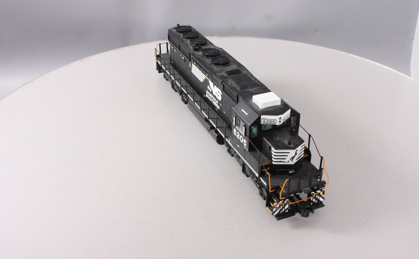 MTH 20-20149-3 Norfolk Southern SD40-2 Non-Powered Diesel Engine #6205