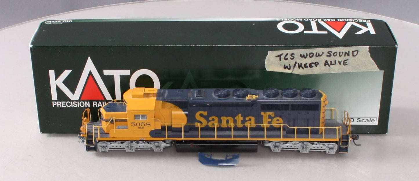Kato 37-6611 HO Santa Fe SD40-2 Diesel Locomotive #5058