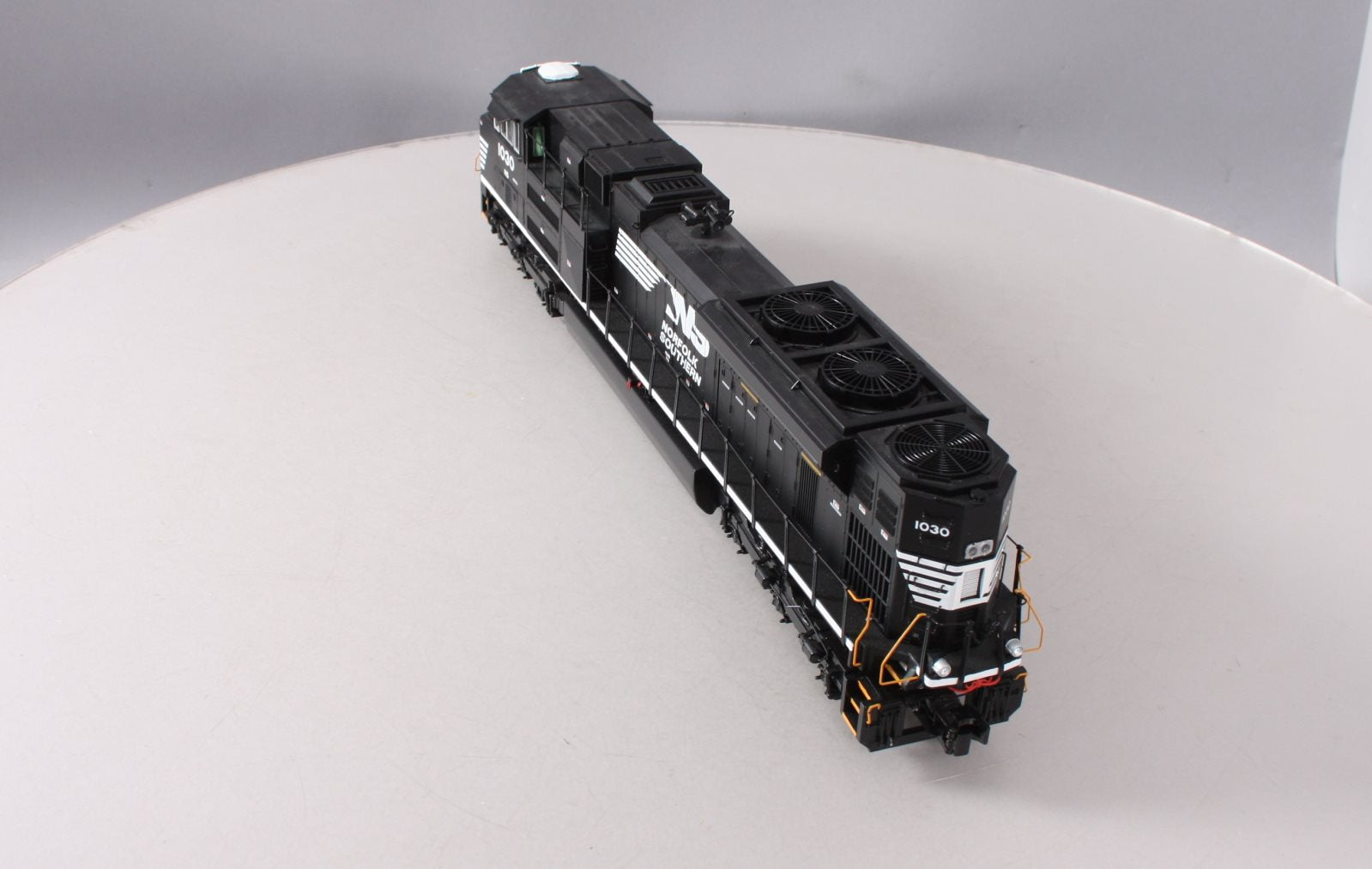 MTH 20-20515-1 Norfolk Southern SD70ACe Diesel Engine w/P-S 3 #1030 (Hi-Rail)