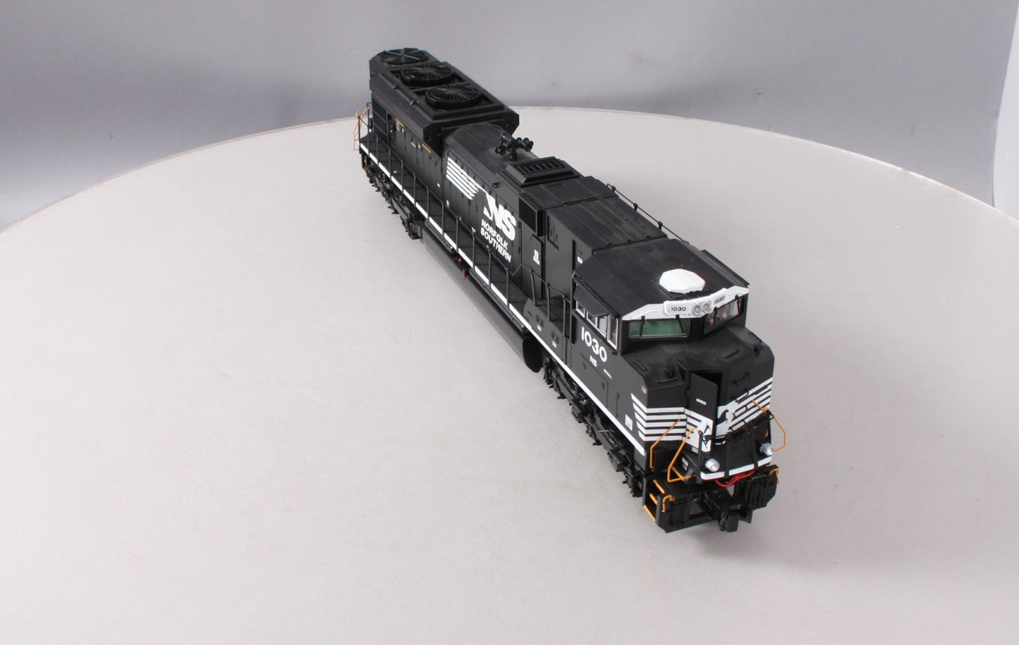 MTH 20-20515-1 Norfolk Southern SD70ACe Diesel Engine w/P-S 3 #1030 (Hi-Rail)