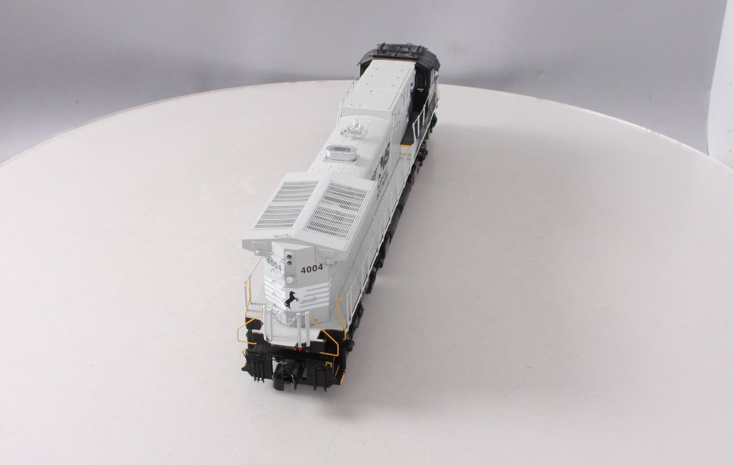 MTH 20-20802-1 Norfolk Southern AC4400CW Diesel Engine with Proto Sound #4004