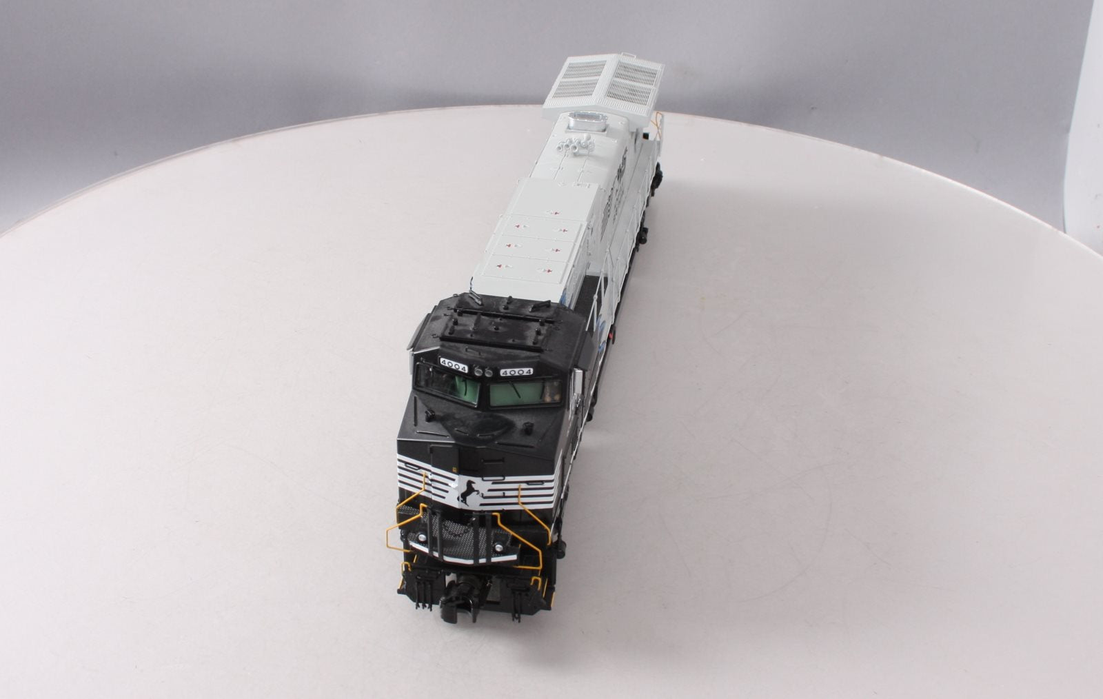 MTH 20-20802-1 Norfolk Southern AC4400CW Diesel Engine with Proto Sound #4004