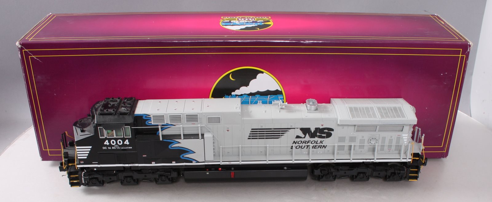 MTH 20-20802-1 Norfolk Southern AC4400CW Diesel Engine with Proto Sound #4004