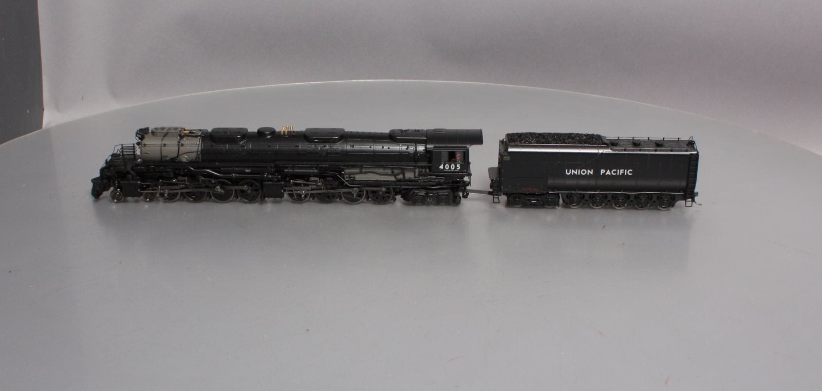 MTH 80-3207-1 UP 4-8-8-4 Big Boy Modified Steam Engine
