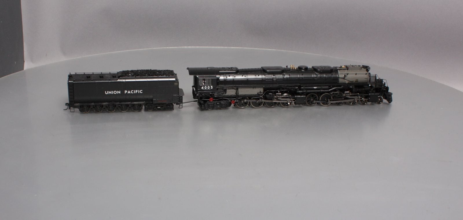 MTH 80-3207-1 UP 4-8-8-4 Big Boy Modified Steam Engine