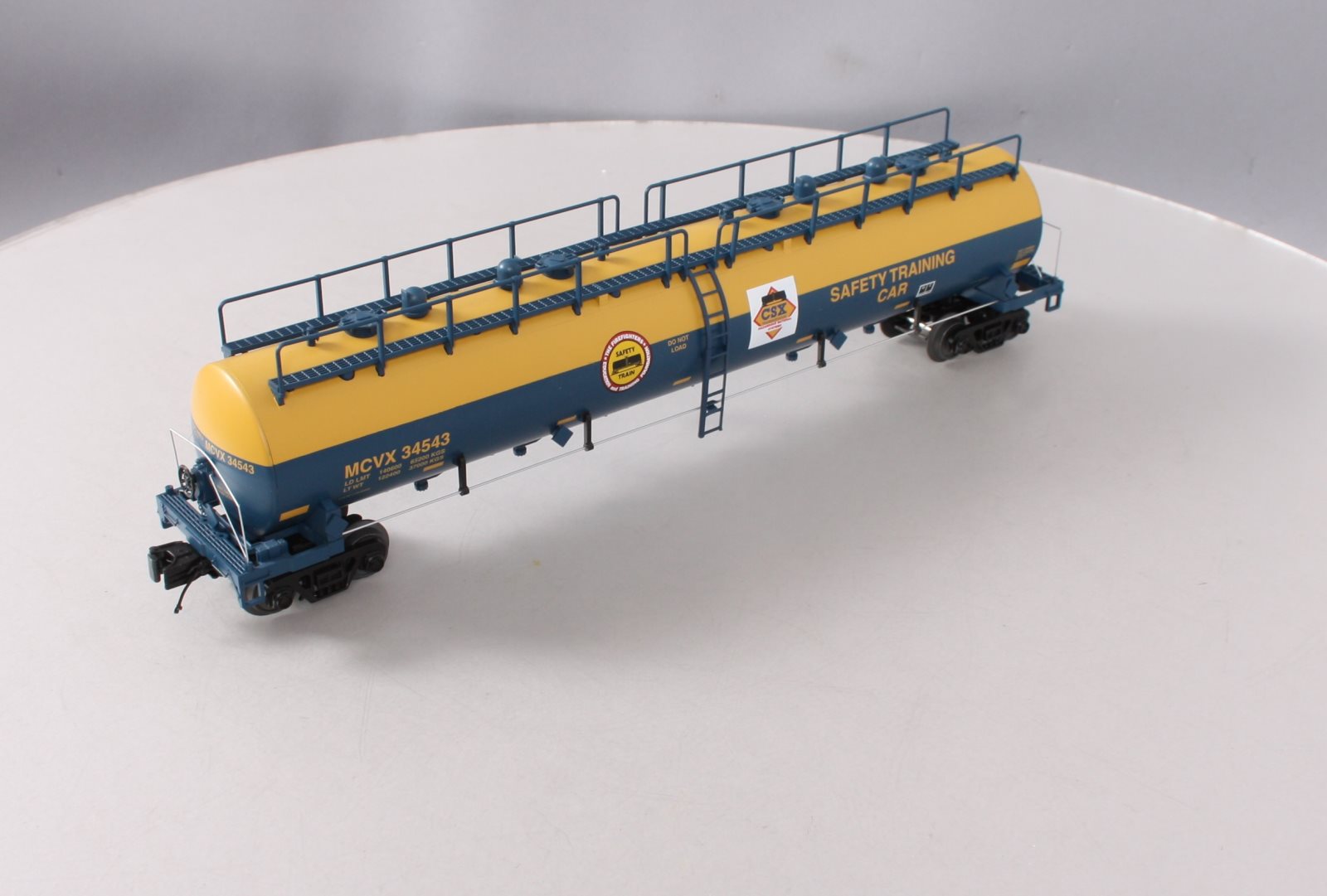 MTH 30-73451 O CSX 33,000 Gallon Tank Car #34543 LN/Box
