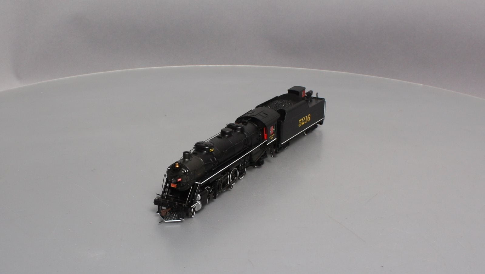Bachmann 83802 HO SOU USRA Light 2-10-2 Steam Locomotive #5216 w