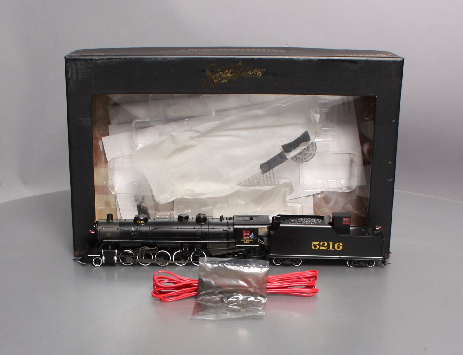 Bachmann 83802 HO SOU USRA Light 2-10-2 Steam Locomotive #5216 w