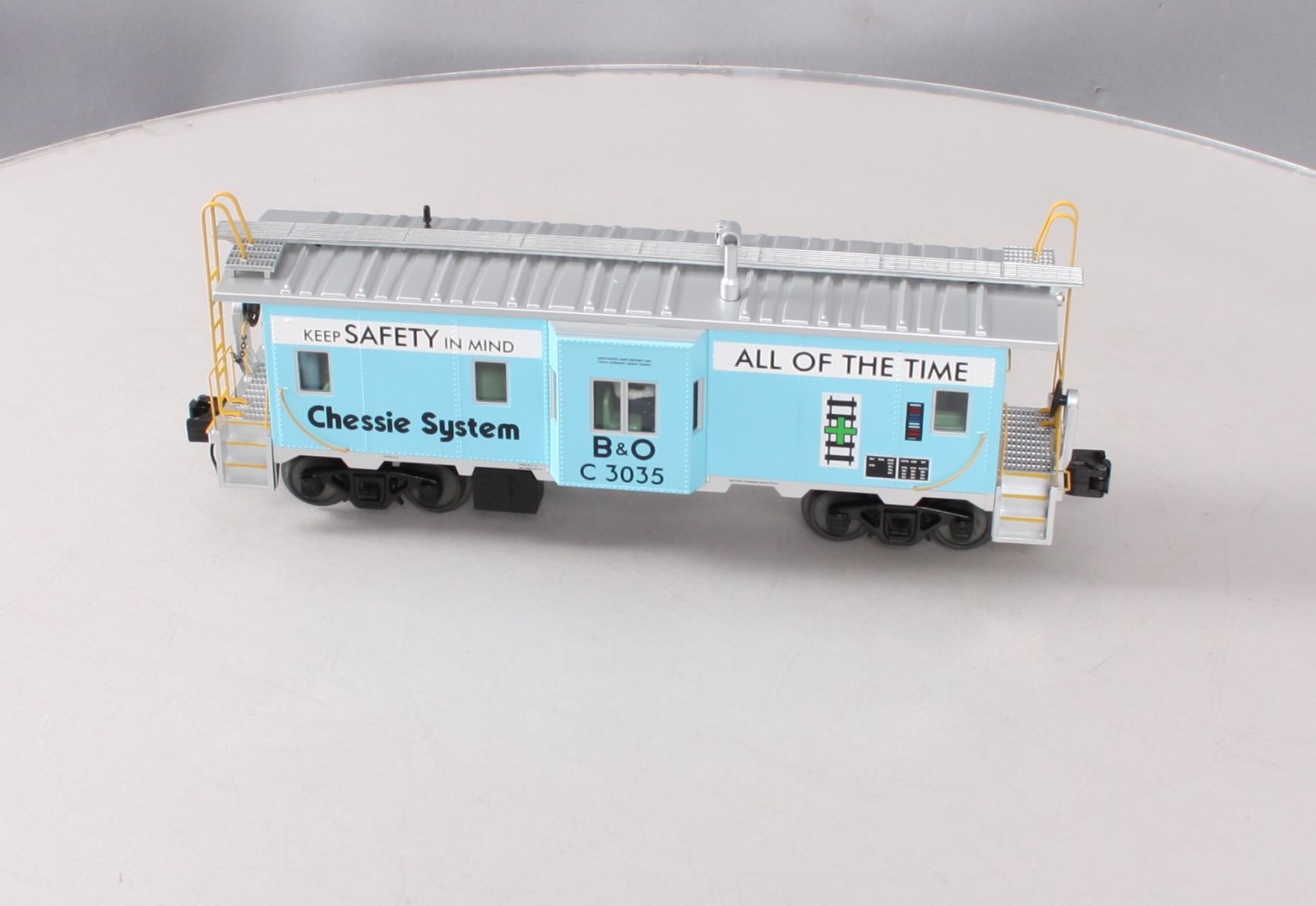 MTH 20-91432 O Gauge Chessie Bay Window Caboose NIB