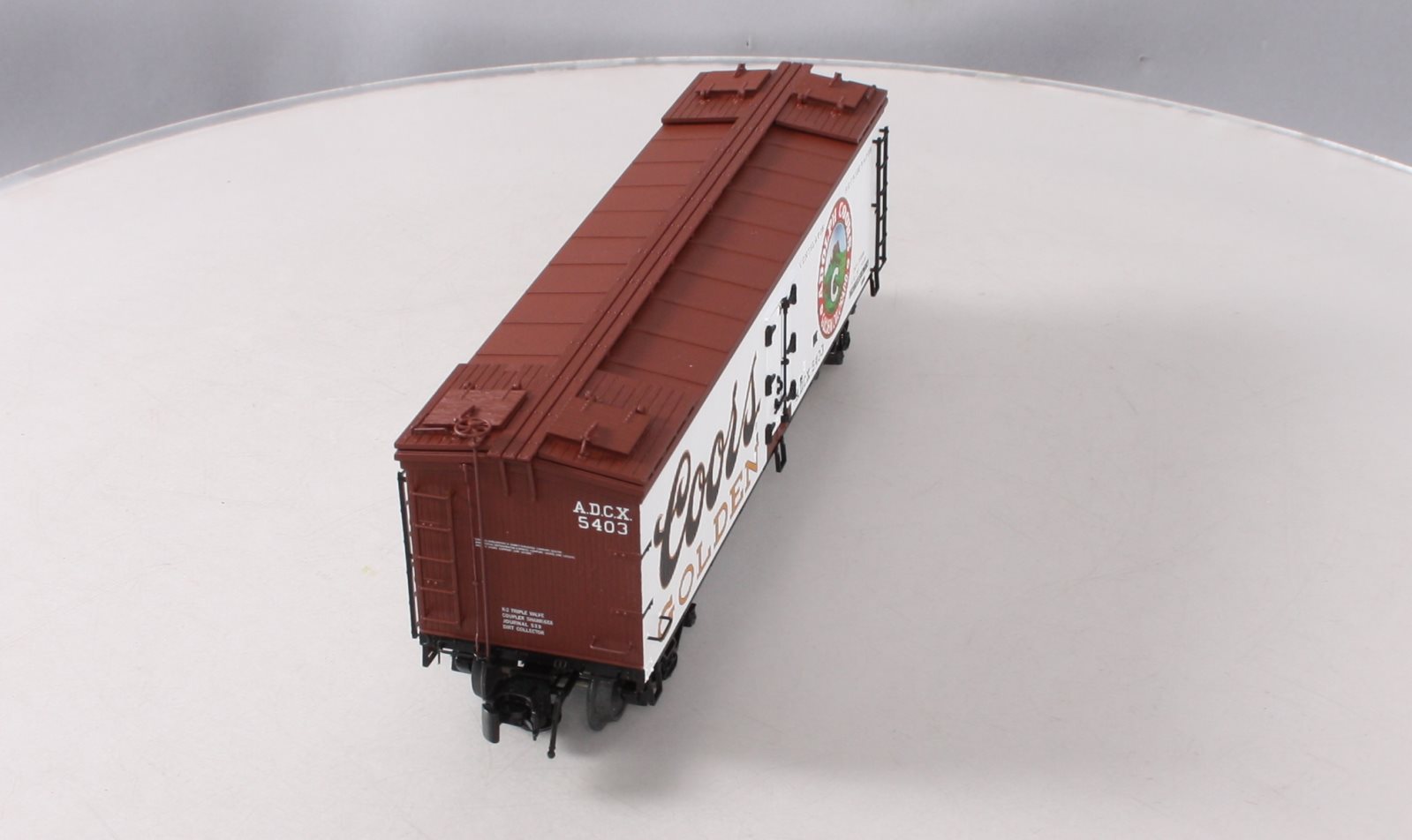 Atlas 8141-13 O Coors 40' Wood Reefer #5403 (3 Rail) LN/Box