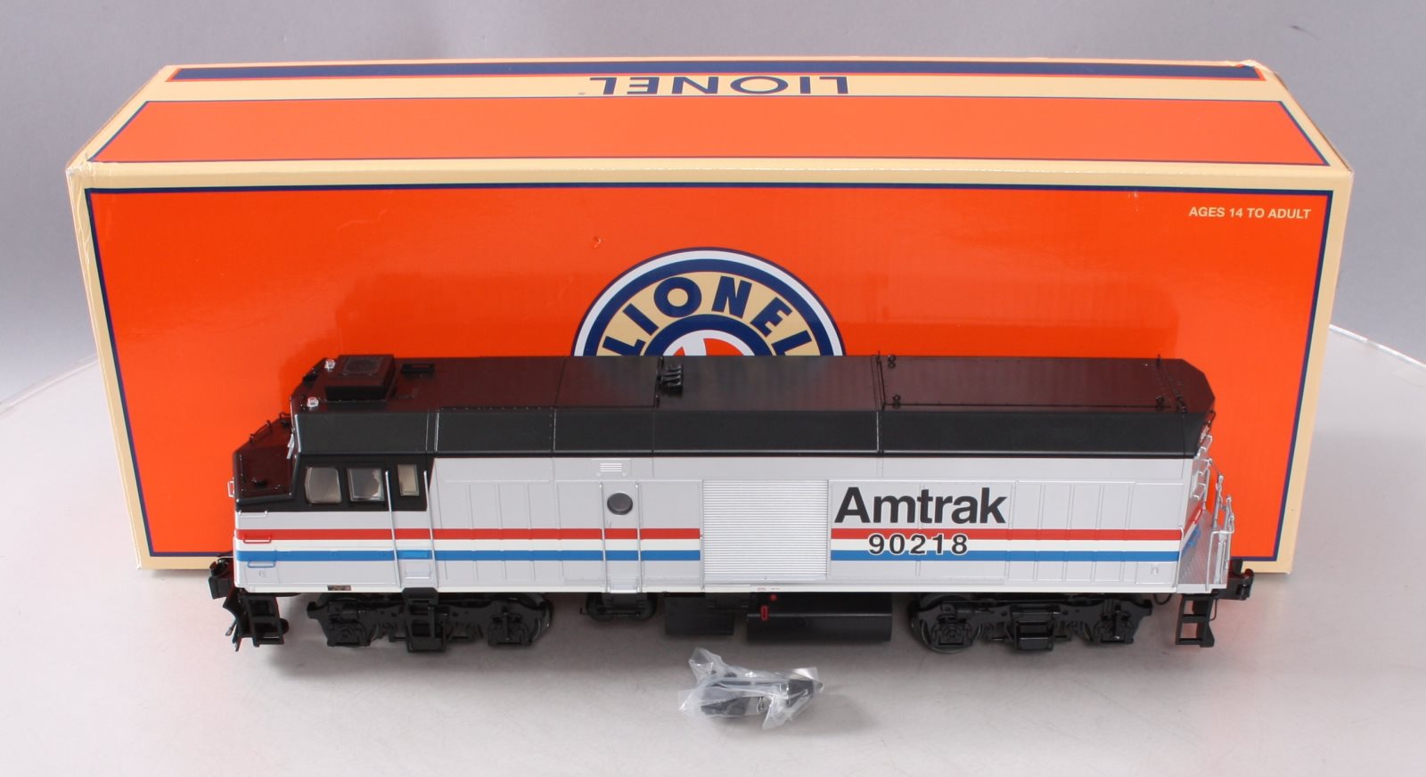 Lionel 6-82457 Amtrak F40PH Nonpowered 