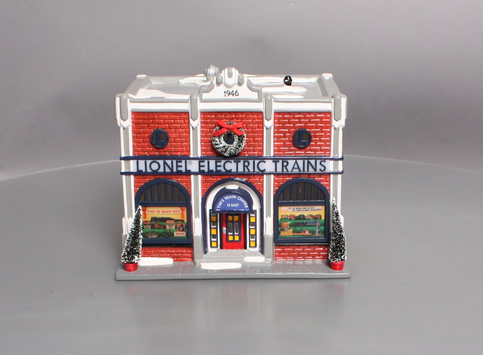 Dept 56 54947 The Original Snow Village Lionel Electric Train Shop NIB