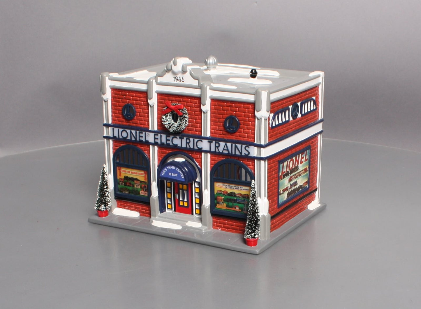 Dept 56 54947 The Original Snow Village Lionel Electric Train Shop NIB