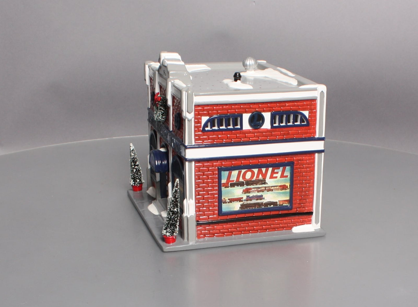 Dept 56 54947 The Original Snow Village Lionel Electric Train Shop NIB