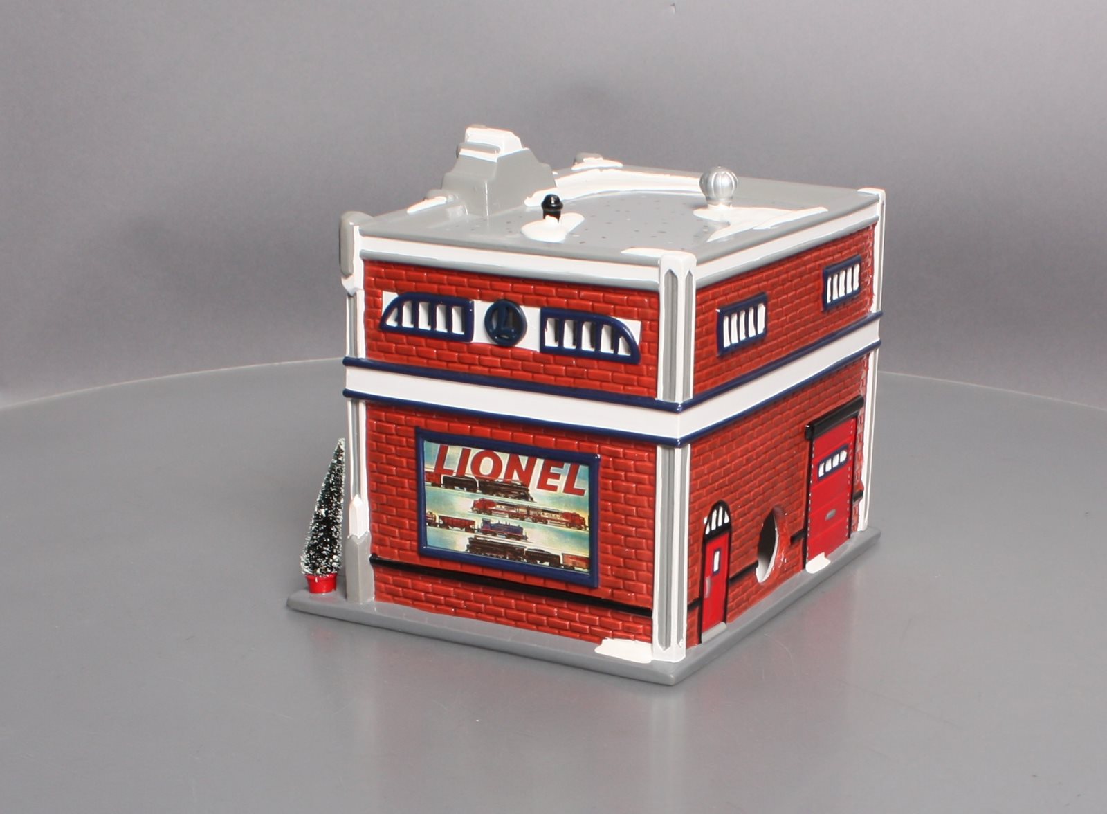 Dept 56 54947 The Original Snow Village Lionel Electric Train Shop NIB