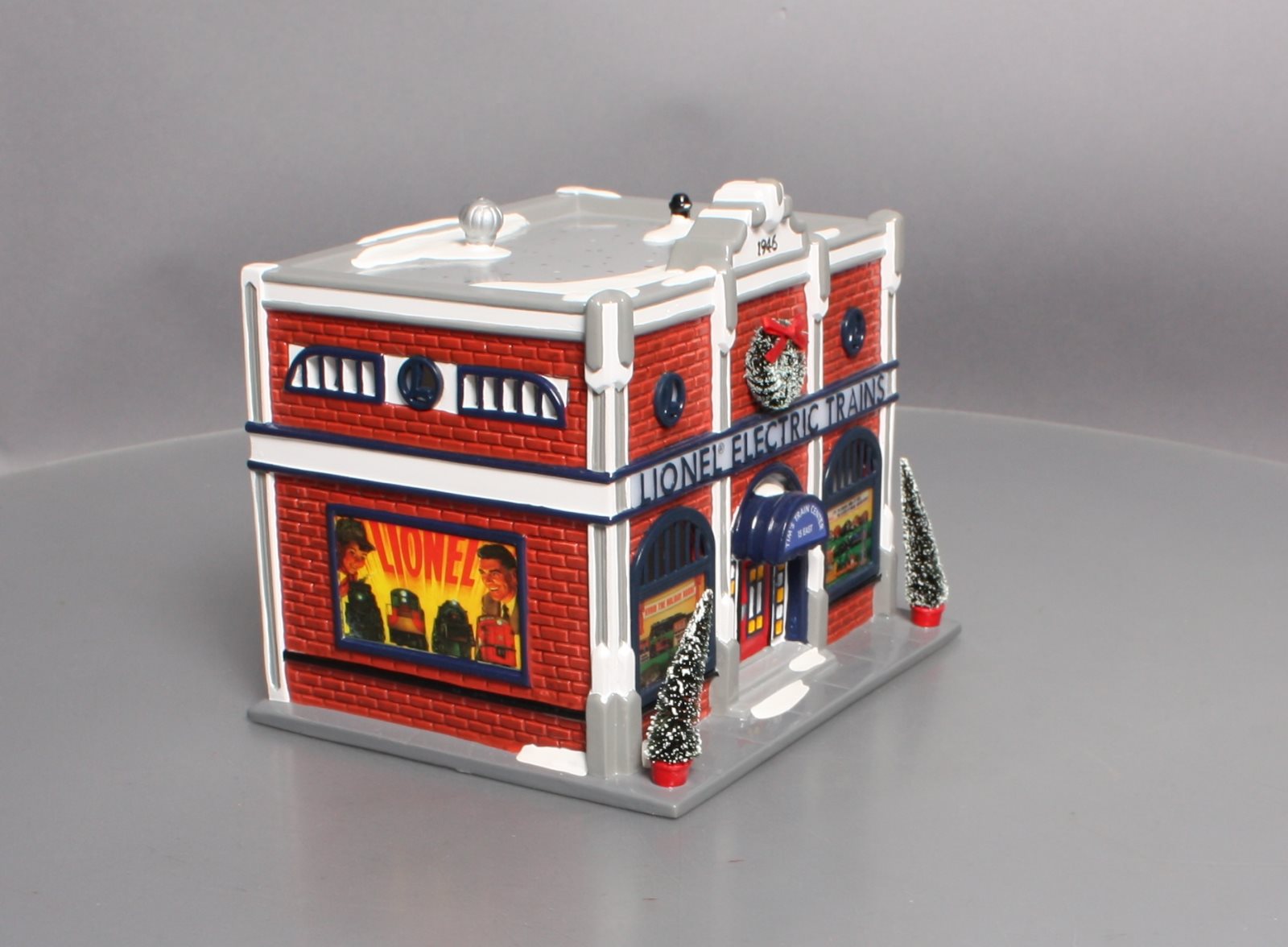 Dept 56 54947 The Original Snow Village Lionel Electric Train Shop NIB