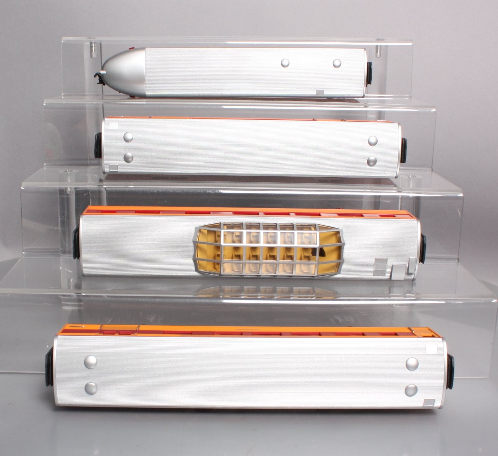 MTH 30-6090 O Gauge RailKing Milwaukee Streamlined Passenger Car Set NIB