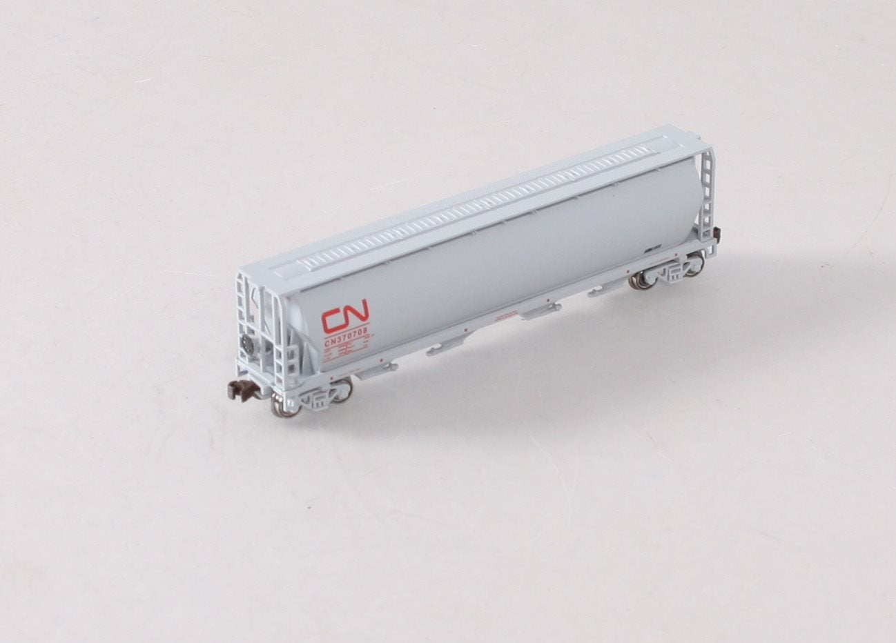 Bachmann 19133 HO Canadian National Demonstrator 4-Bay Cylindrical Grain Hopper